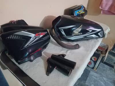 Honda 125 Tanki tapy / salancer / Kan / Fule tank
