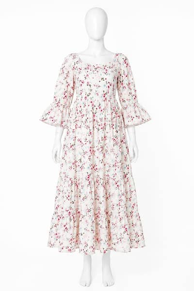Elegant frock for beaches for women