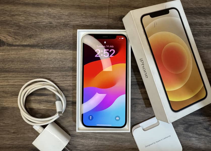 Apple iPhone 12 0