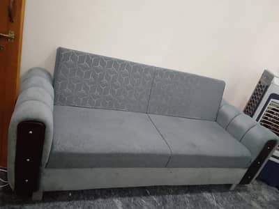 condition 10 10 bed for sale