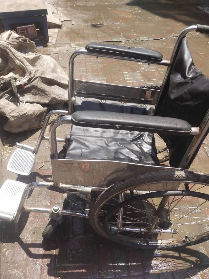 wheel chair 0