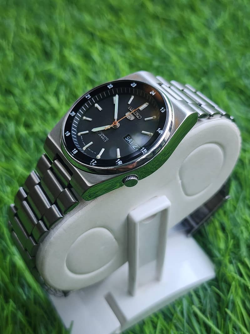 Seiko 5 3