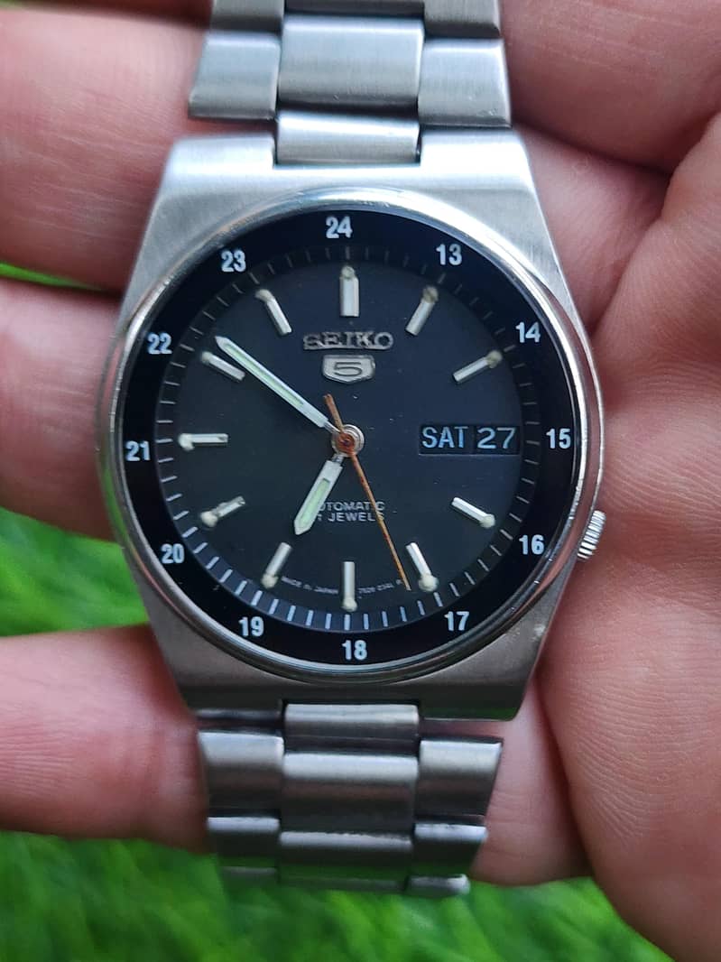 Seiko 5 4