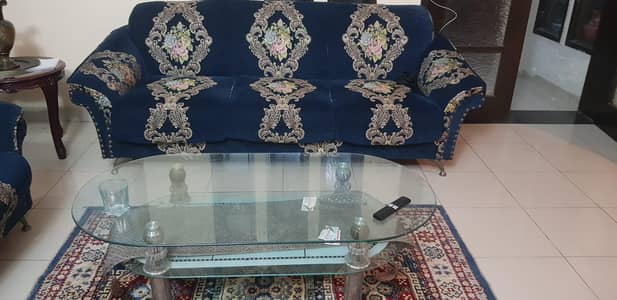 sofa set table 1 carpet