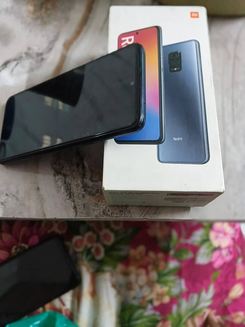 Xiaomi Redmi Note 9S 6