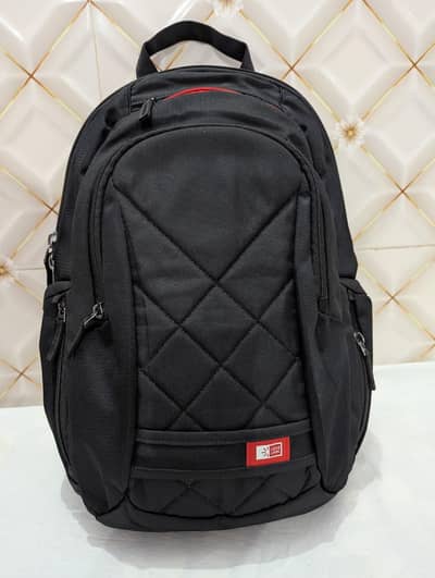 Case logic laptop backpack | multi comparement | excellent condition