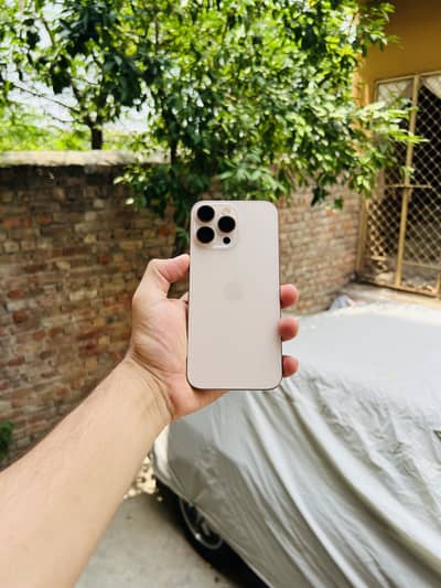 Apple iPhone 16 Pro Max