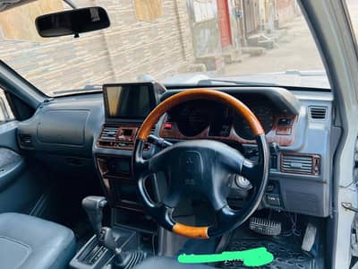 Mitsubishi Pajero 1995