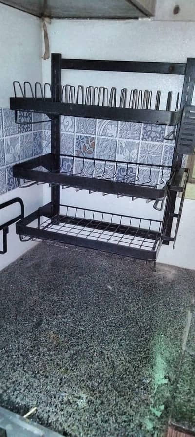 kitchen utensils basket