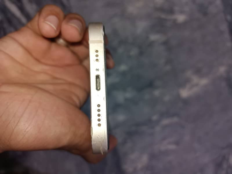 Apple iPhone 14 2