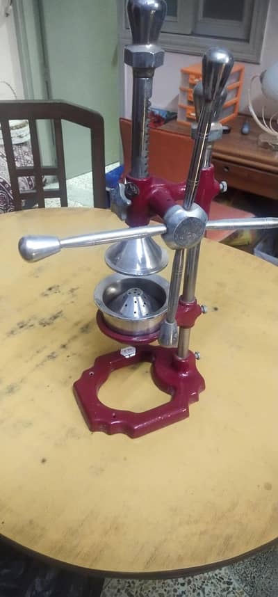 Manual Orange Juicer Machine