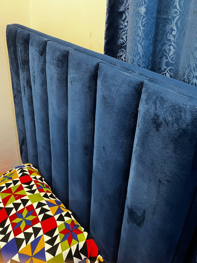 Two single bed sets with side tables 5
