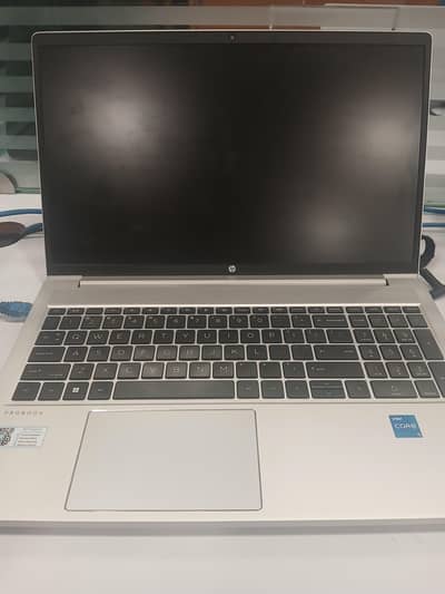 HP probook 450 13th gen i5