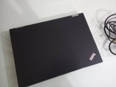 Lenovo Thinkpad yoga 260 i5 8 256 touch with pen