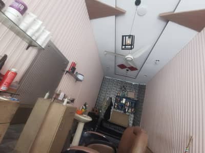 saloon agr kisi ko saman chahiya to rabta kry