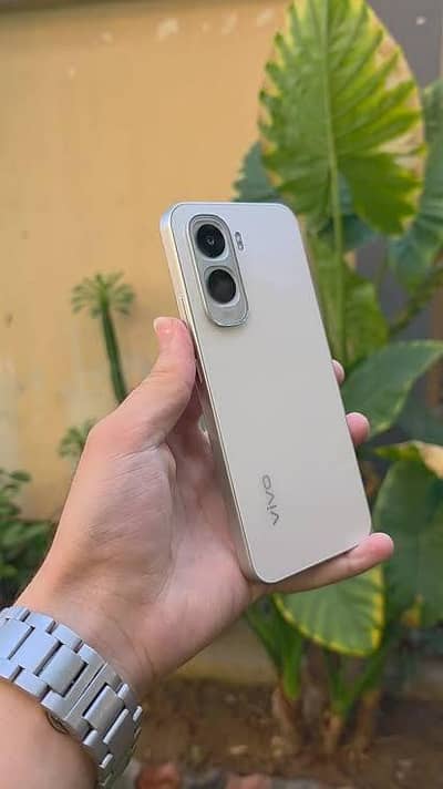 Vivo Y500
