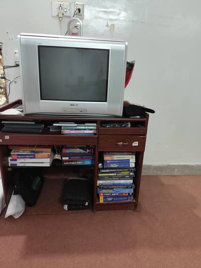 Sony Wega TV with 3D woofer and table