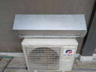 Gree 2 ton Ac Dc inverter (0336/7070/370) bijli ki bachat wala Ac