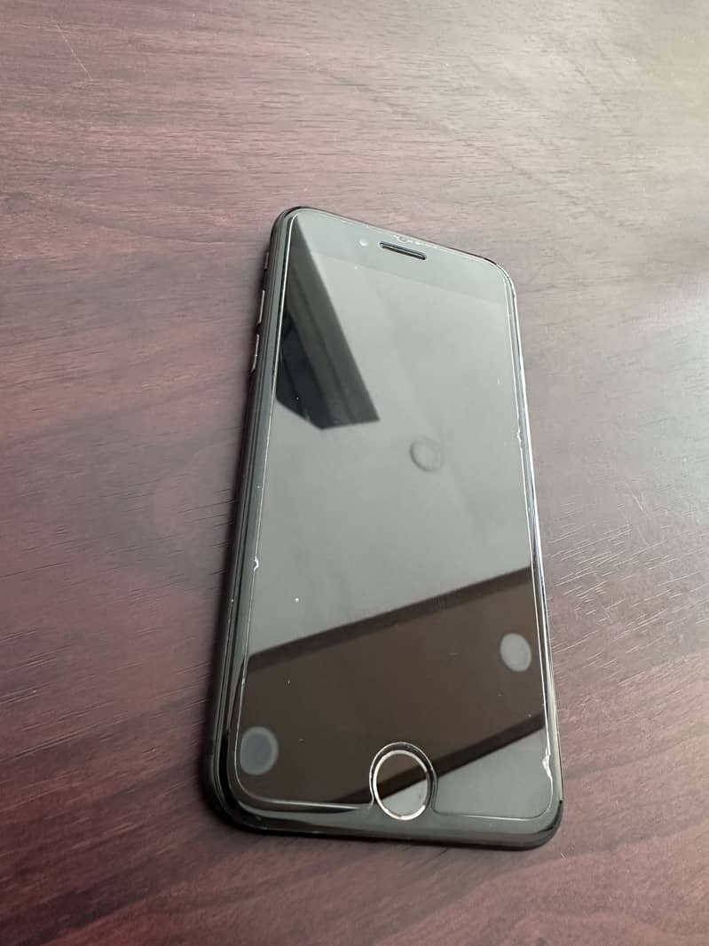 Apple iPhone 7 1