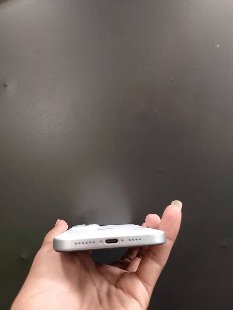Apple iPhone 15 plus 2
