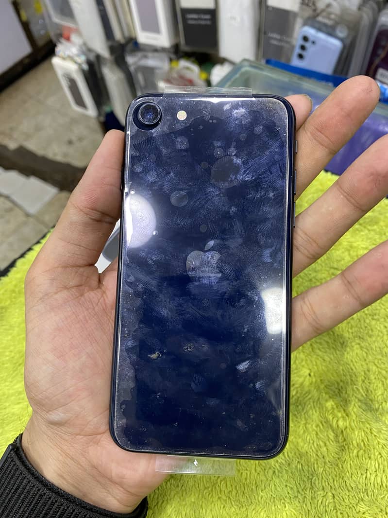 Apple iPhone SE 7