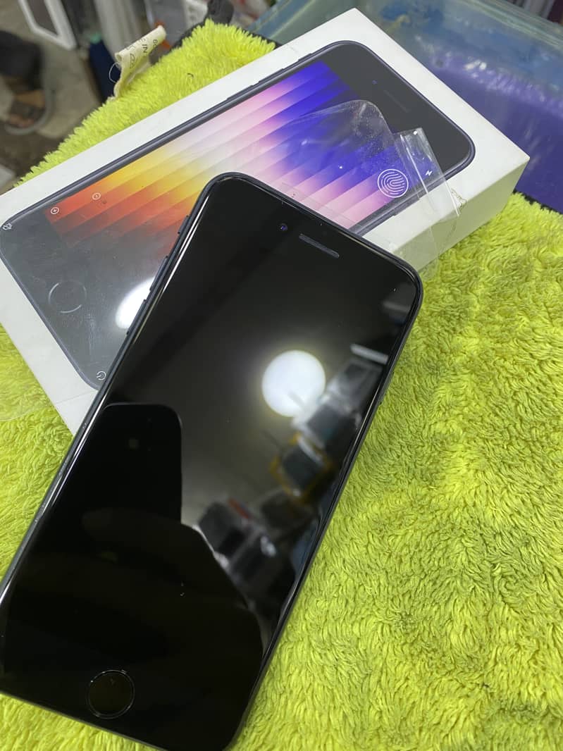 Apple iPhone SE 9