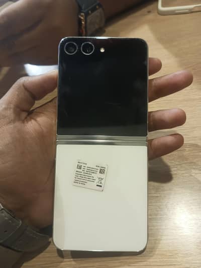 Samsung Mobile Z Flip 5