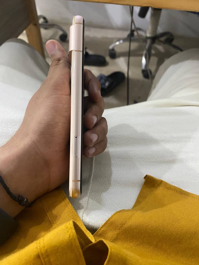 Google Pixel 8 2