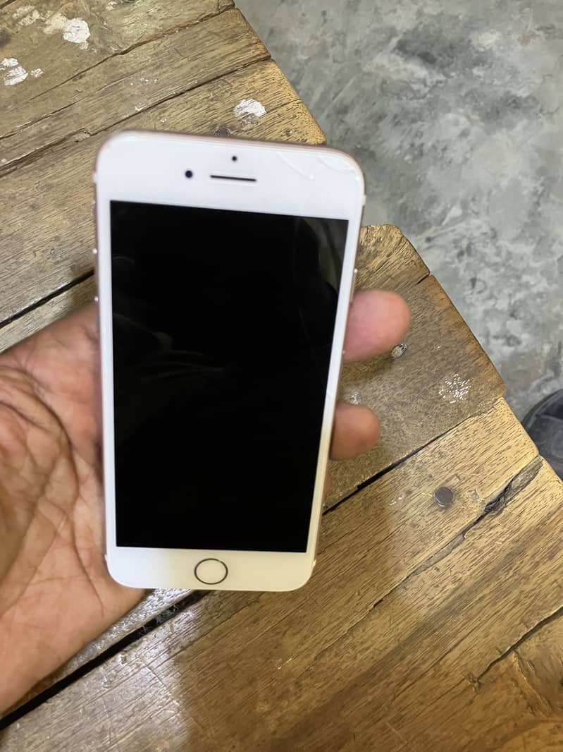 Apple iPhone 7 1