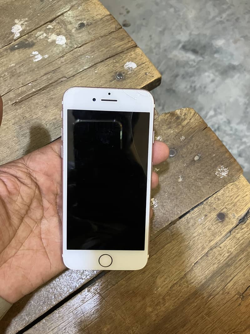 Apple iPhone 7 2