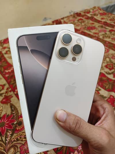 Apple iPhone 16 Pro Max