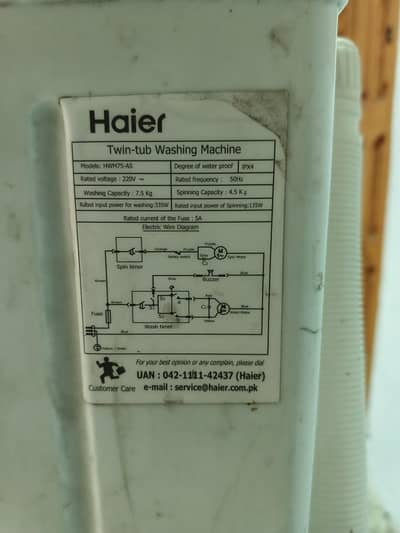 HAIER WACHING MACHINE & DRYER