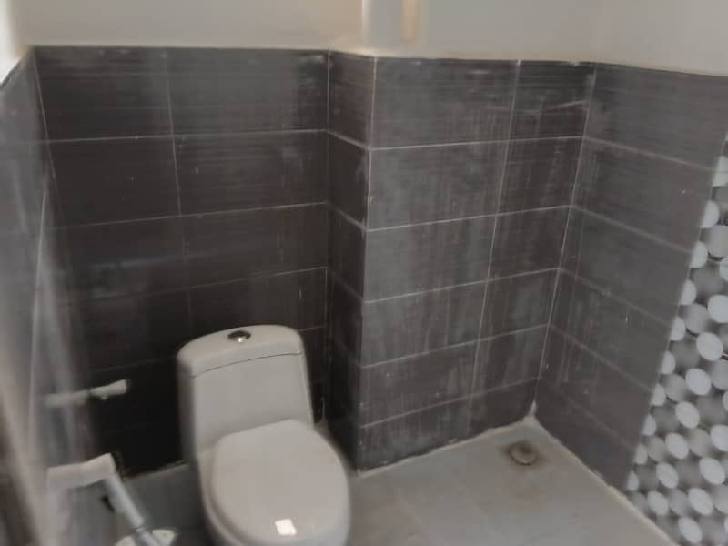 Flat For Rent 10