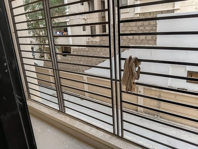 Flat For Rent 11
