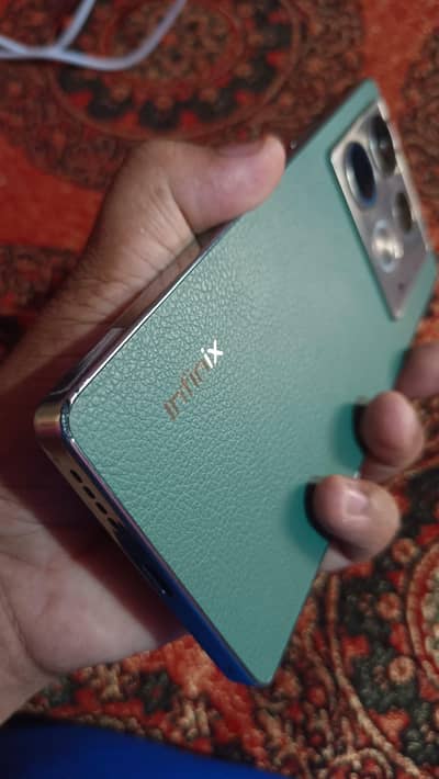 Infinix Note 40