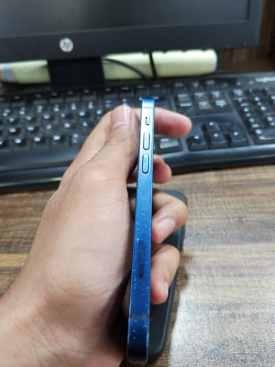 Apple iPhone 12 mini