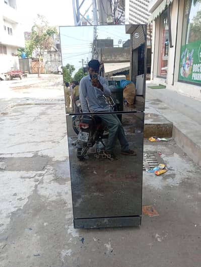 Pell refrigerator a good candishan for sell in working candishan