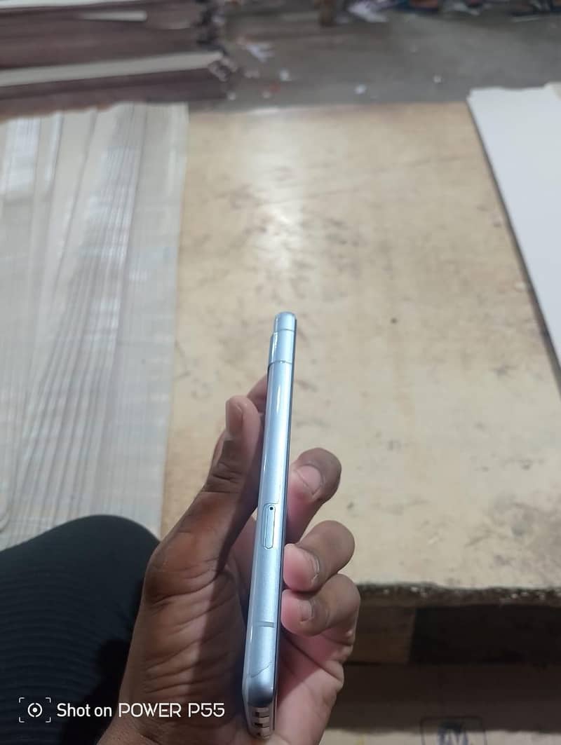 Google Pixel 7a 4