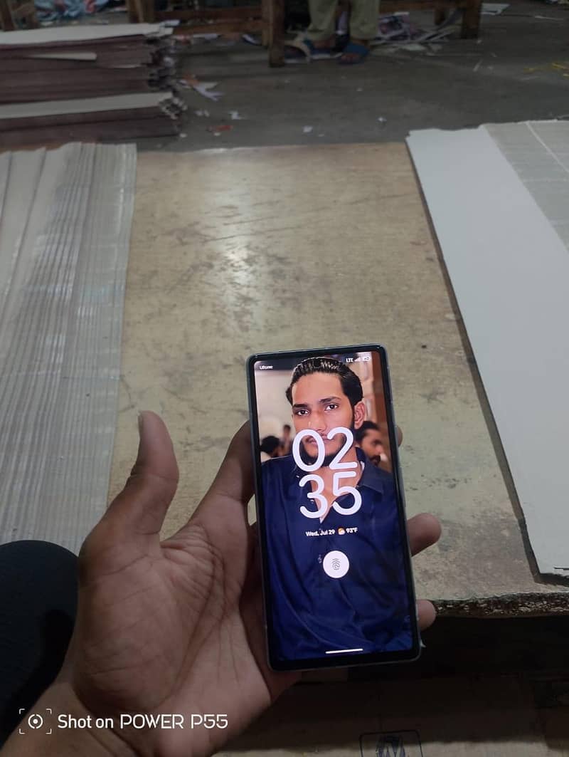 Google Pixel 7a 5