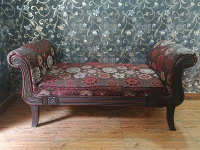 2 seater Dewan