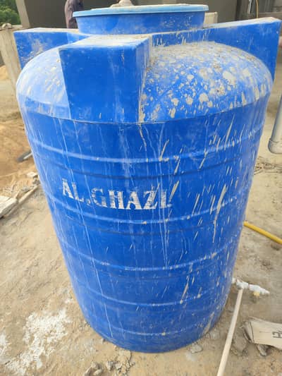 Al Ghazi plastic Tanki 100% ok condition