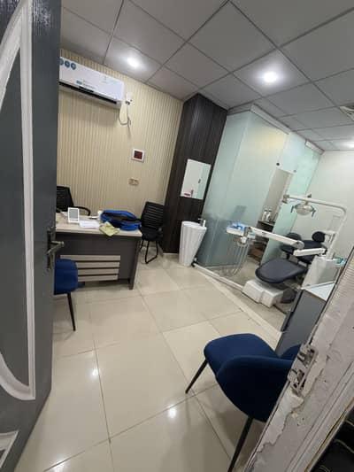 Female dental assistant required