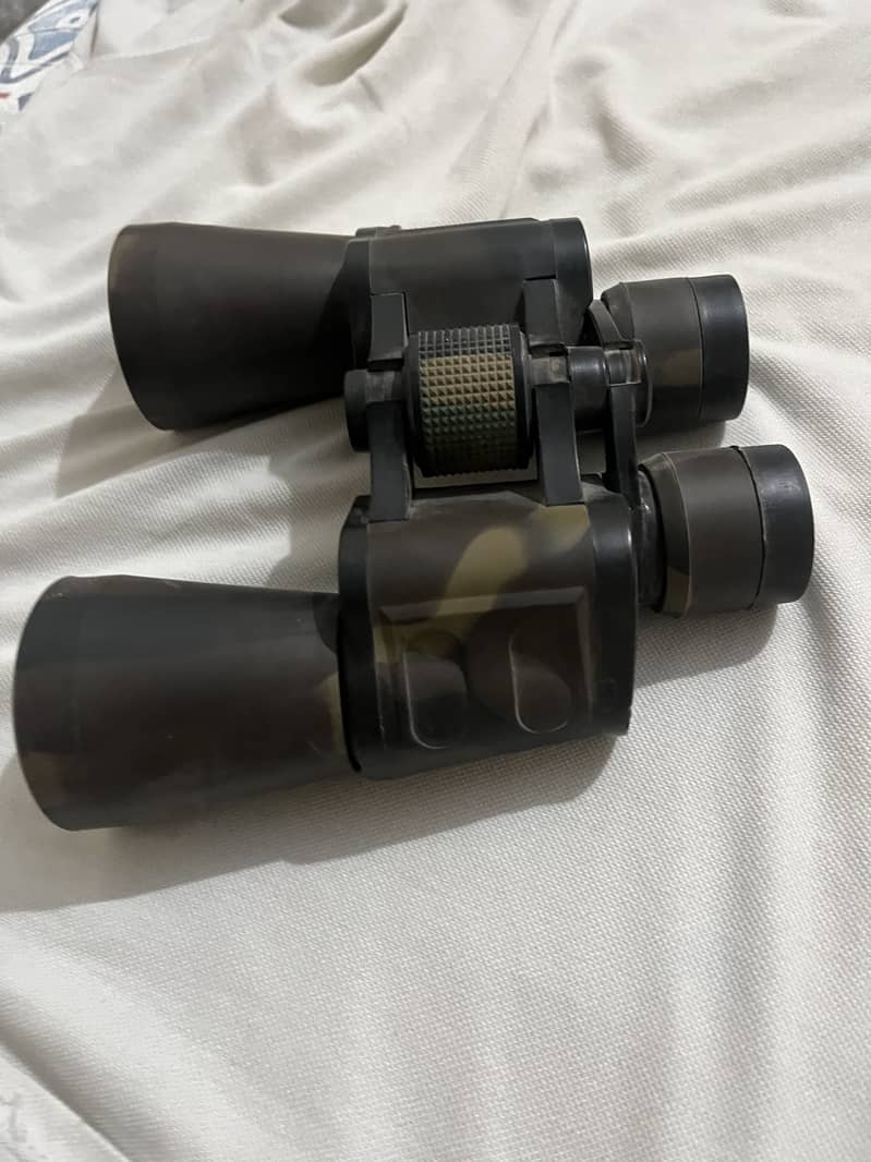 Binoculars 0