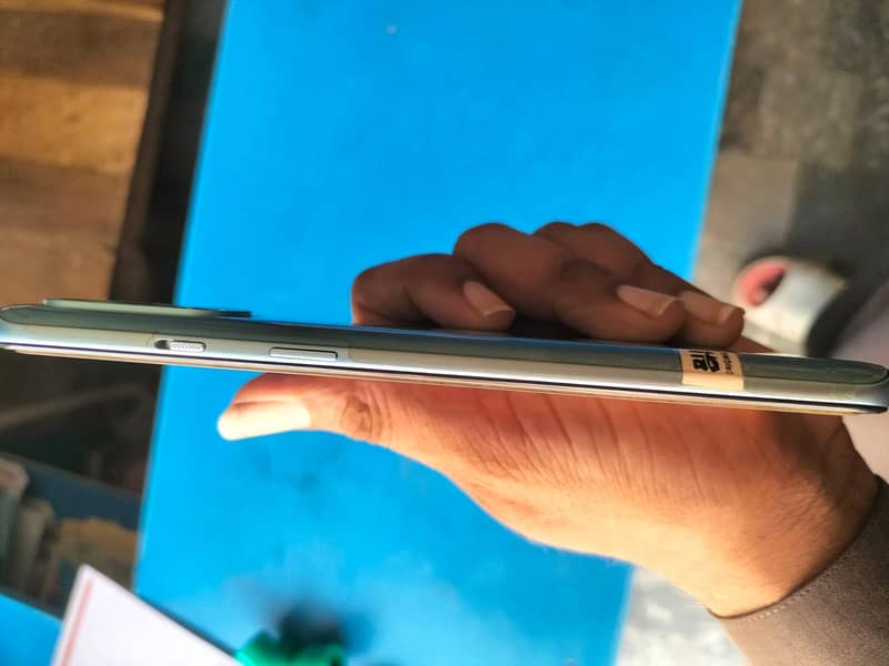 One Plus 9R 3