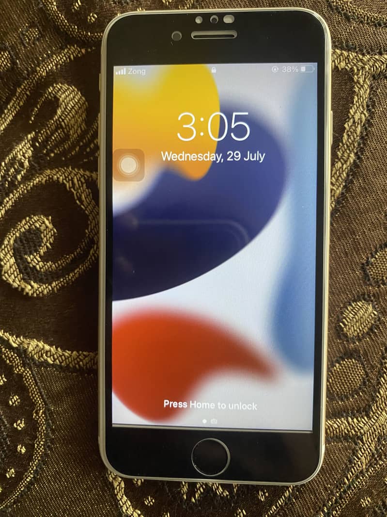 Apple iPhone 7 1