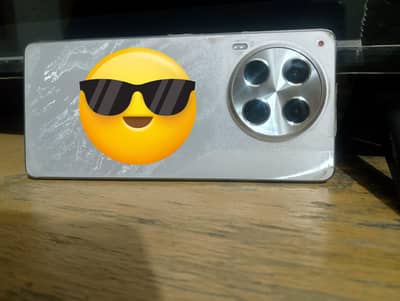 Tecno CAMON 30