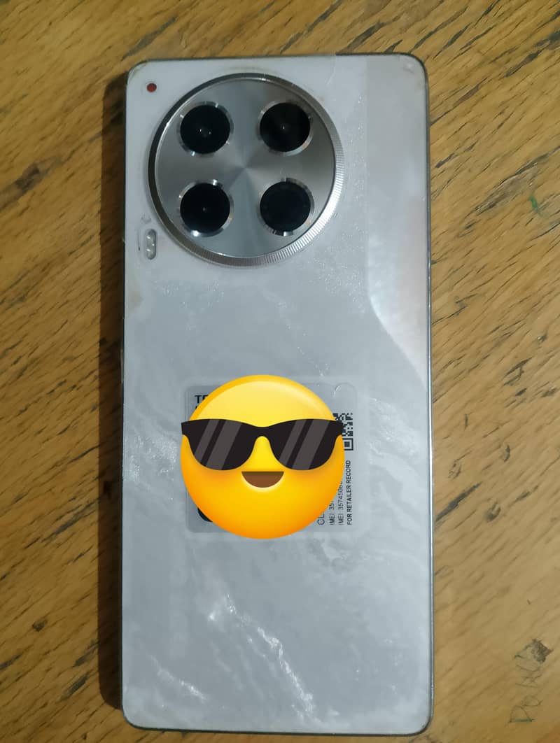 Tecno CAMON 30 1