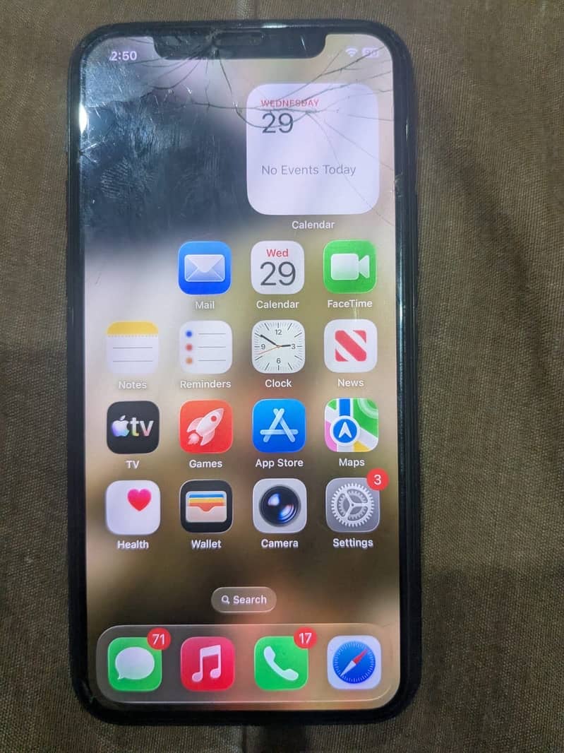 Apple iPhone 11 Pro 2