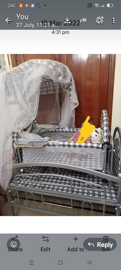 baby cot