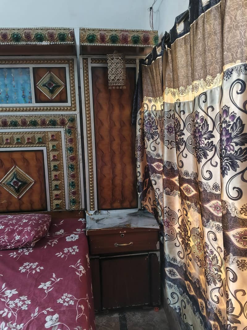 double bed 2 side table 1 dressing 2